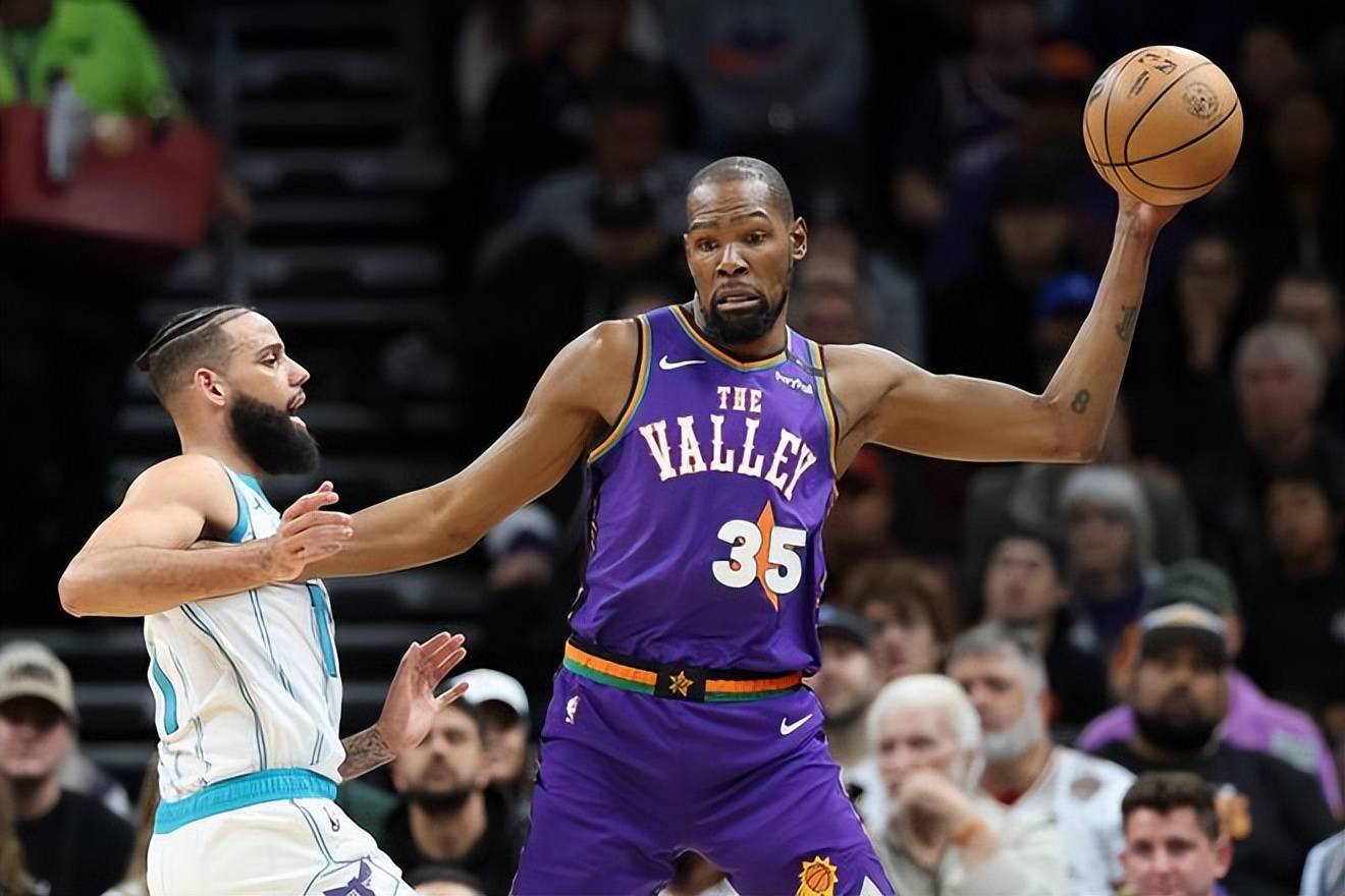 乐鱼 vip 注册-太阳客场大胜黄蜂,布克三分球连连命中