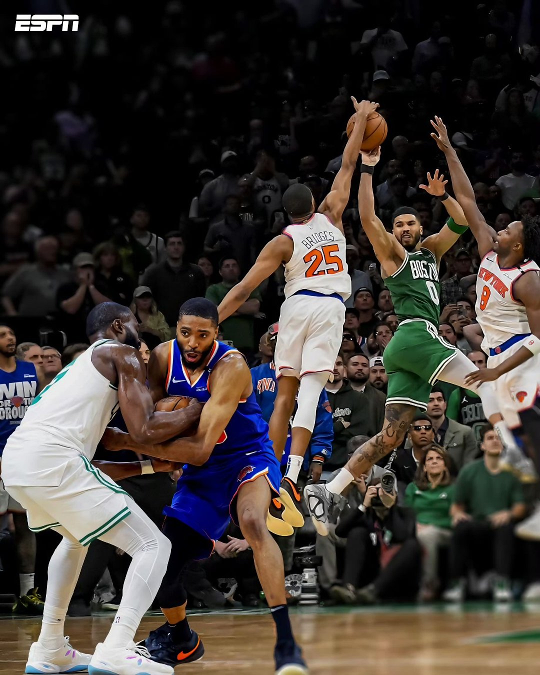 乐鱼体育-凯尔特人队击败对手,碾压比赛