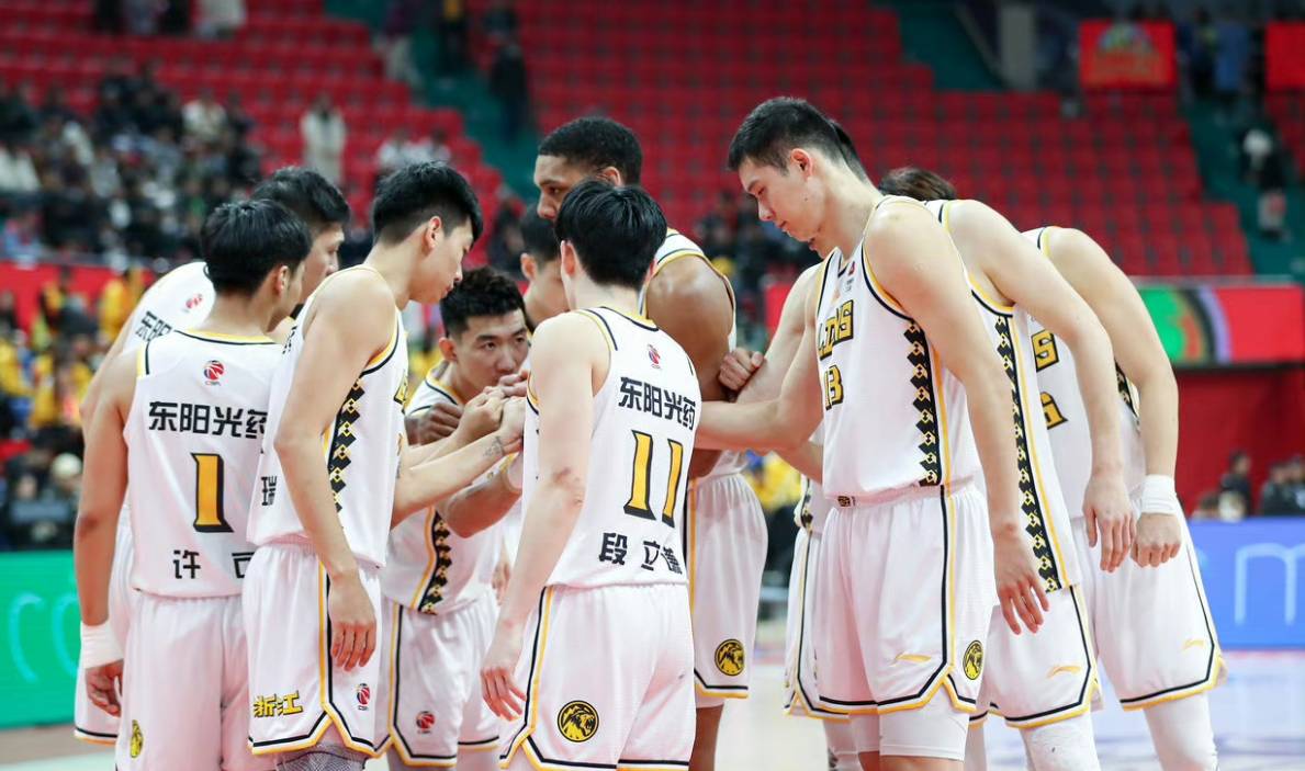 乐鱼官网-重庆力争客场反弹,追击争冠球队