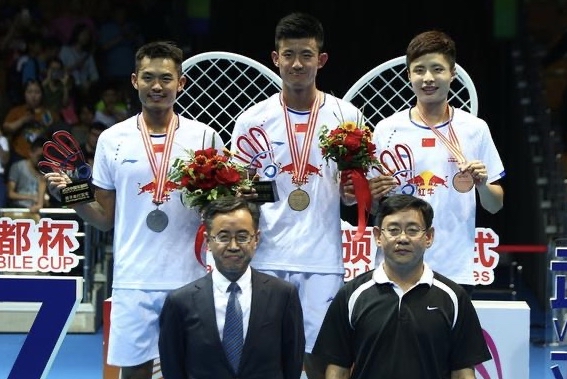 乐鱼-英格兰羽毛球队险胜法国羽毛球队,谌龙绝境逆转的简单介绍